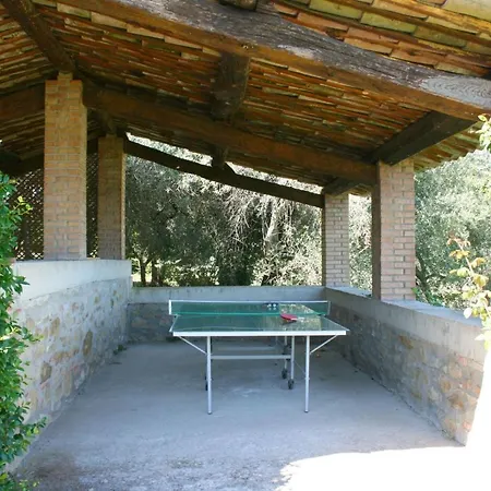 Sleeps 12 Pool Wifi Villa