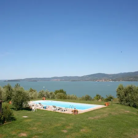 Sleeps 12 Pool Wifi Villa